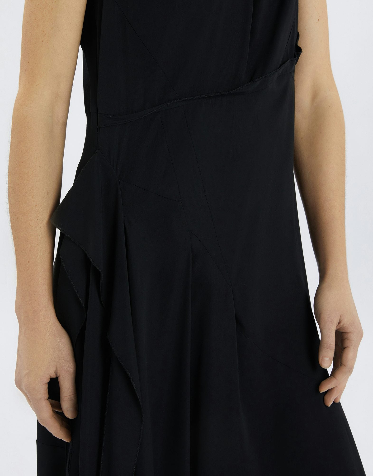 HIGH SOUND OFF DRESS 921021
