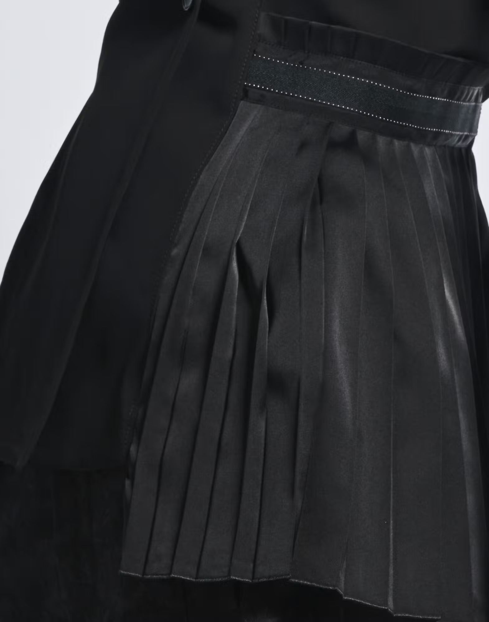 HIGH S30224 SCINTILLATE JACKET