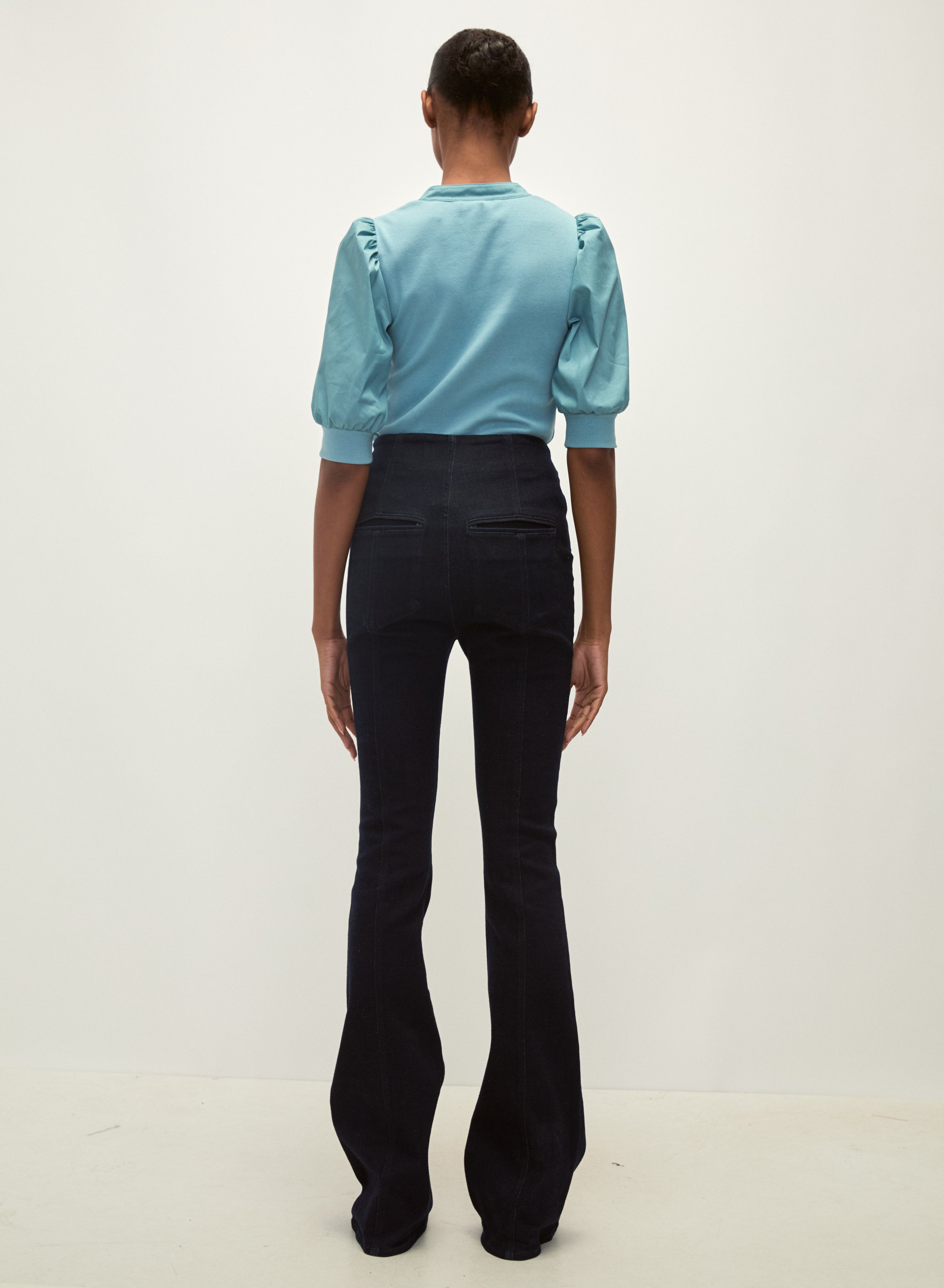 VERONICA BEARD 083125 CORALEE TOP SEAGLASS