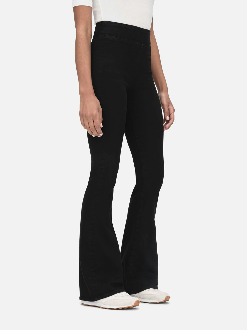 FRAME JSFL631 THE JET SET FLARE JEAN