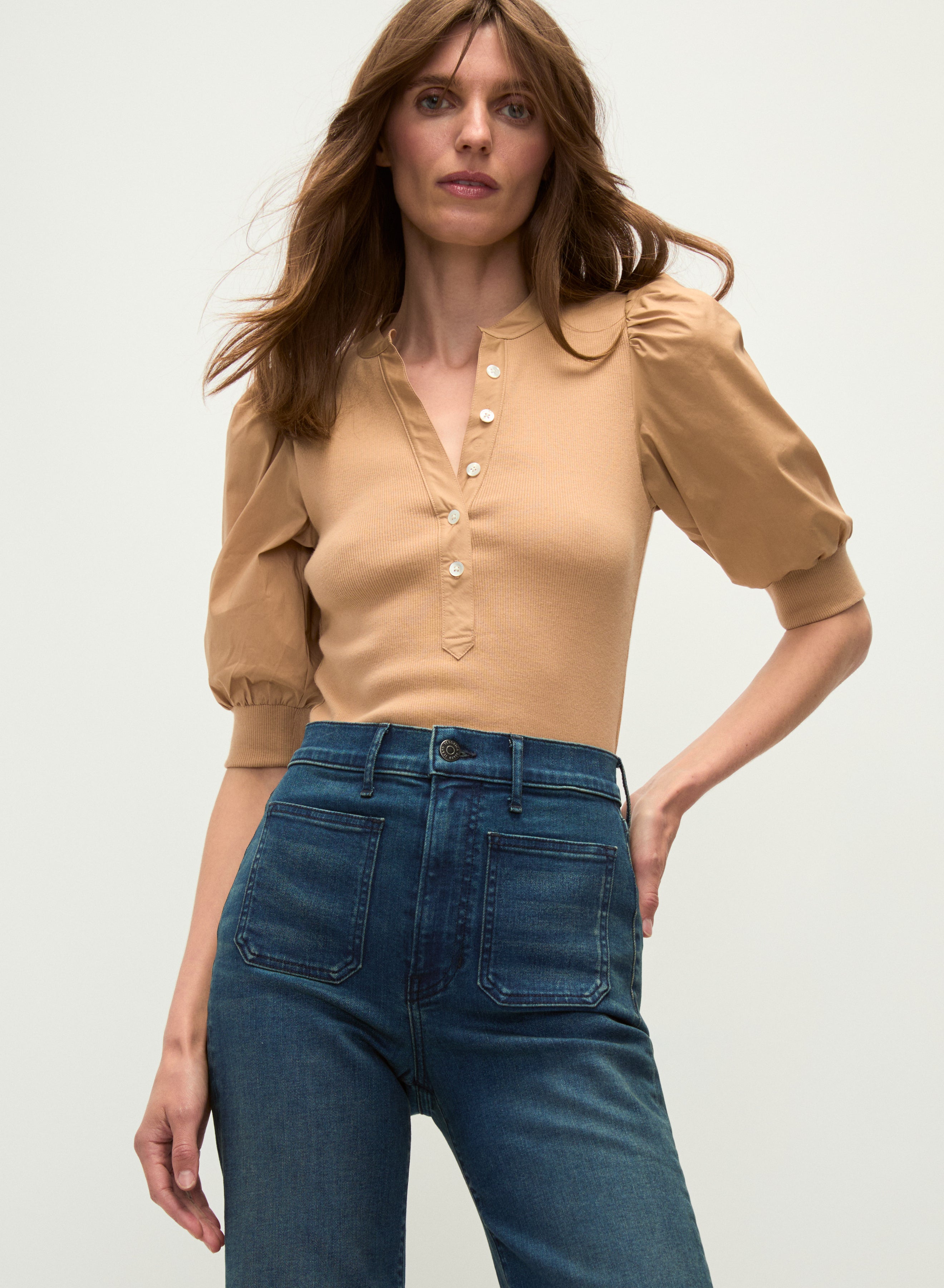 VERONICA BEARD 083125 CORALEE TOP KHAKI