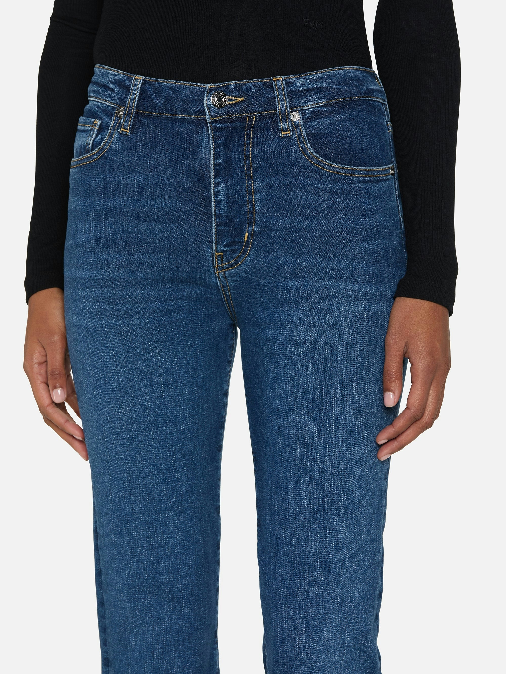 FRAME LSLS814 LE SLEEK STRAIGHT JEAN