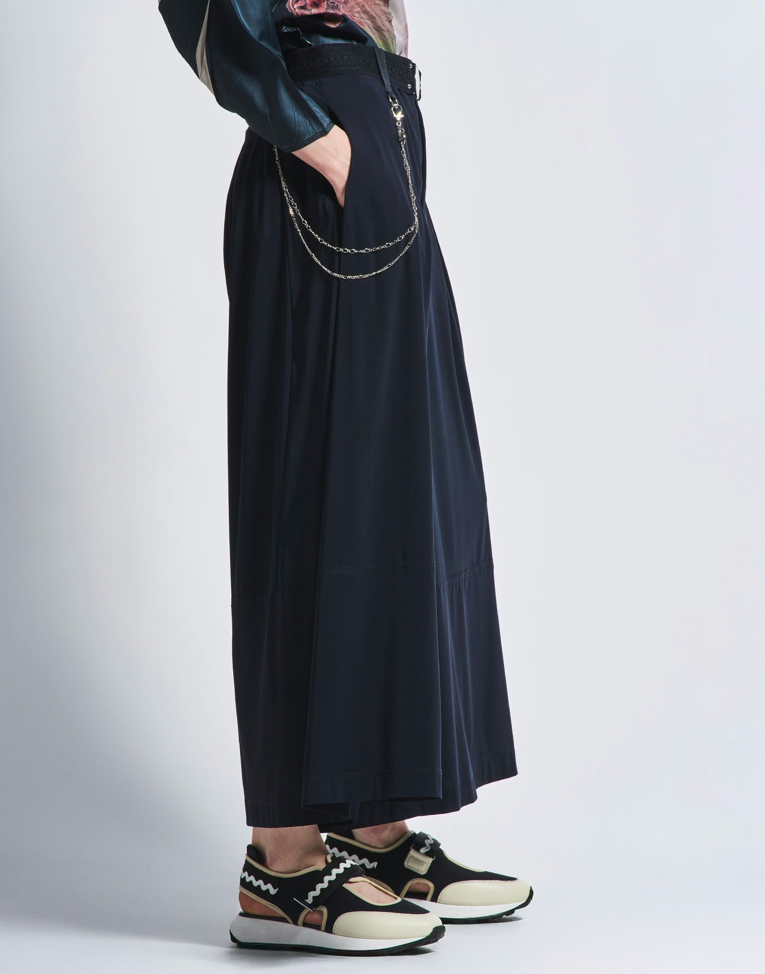 HIGH S01826 IN LIMBO