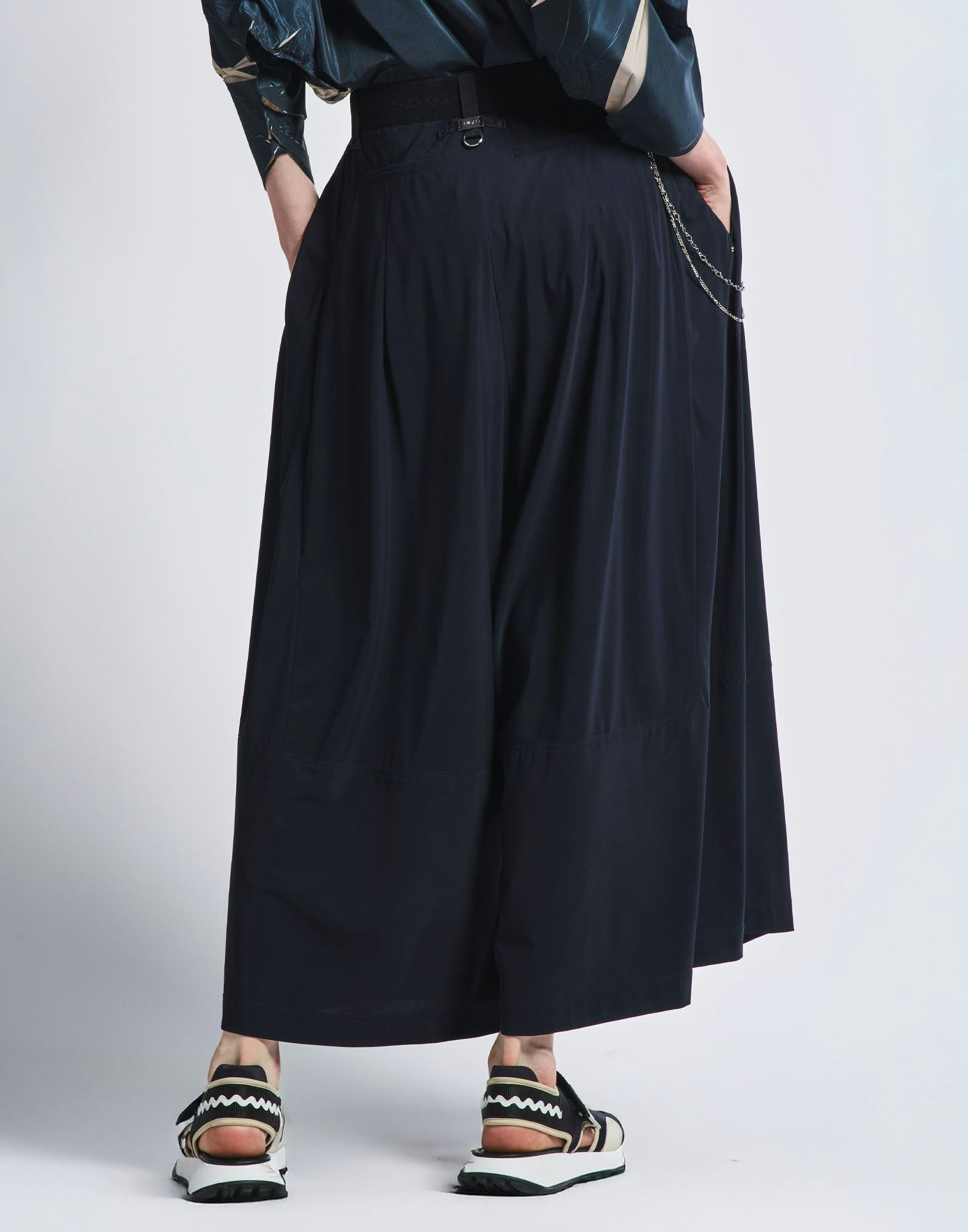 HIGH S01826 IN LIMBO