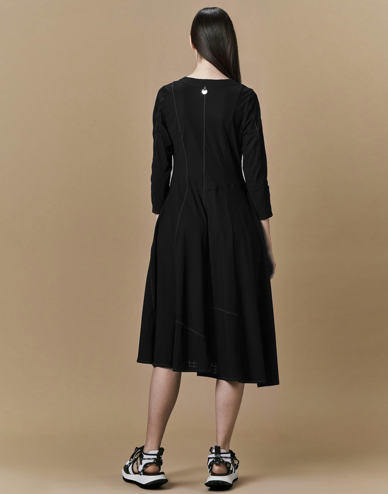 HIGH EXHIBIT LS DRESS S21734