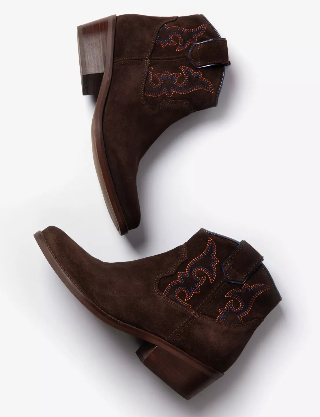 PENELOPE CHILVERS CASSIDY M BOOT