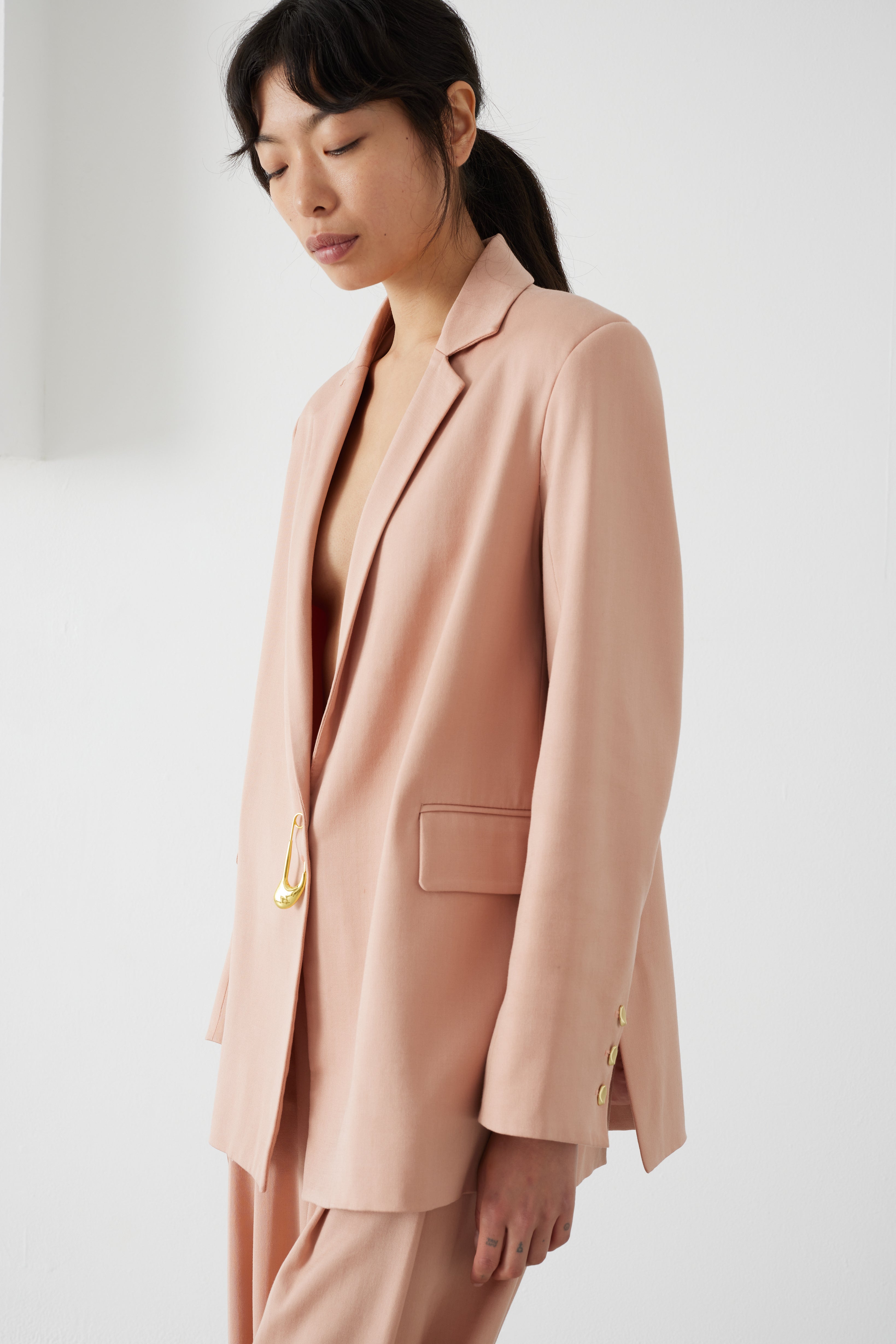 MOTHER OF PEARL RUE PIN JACKET