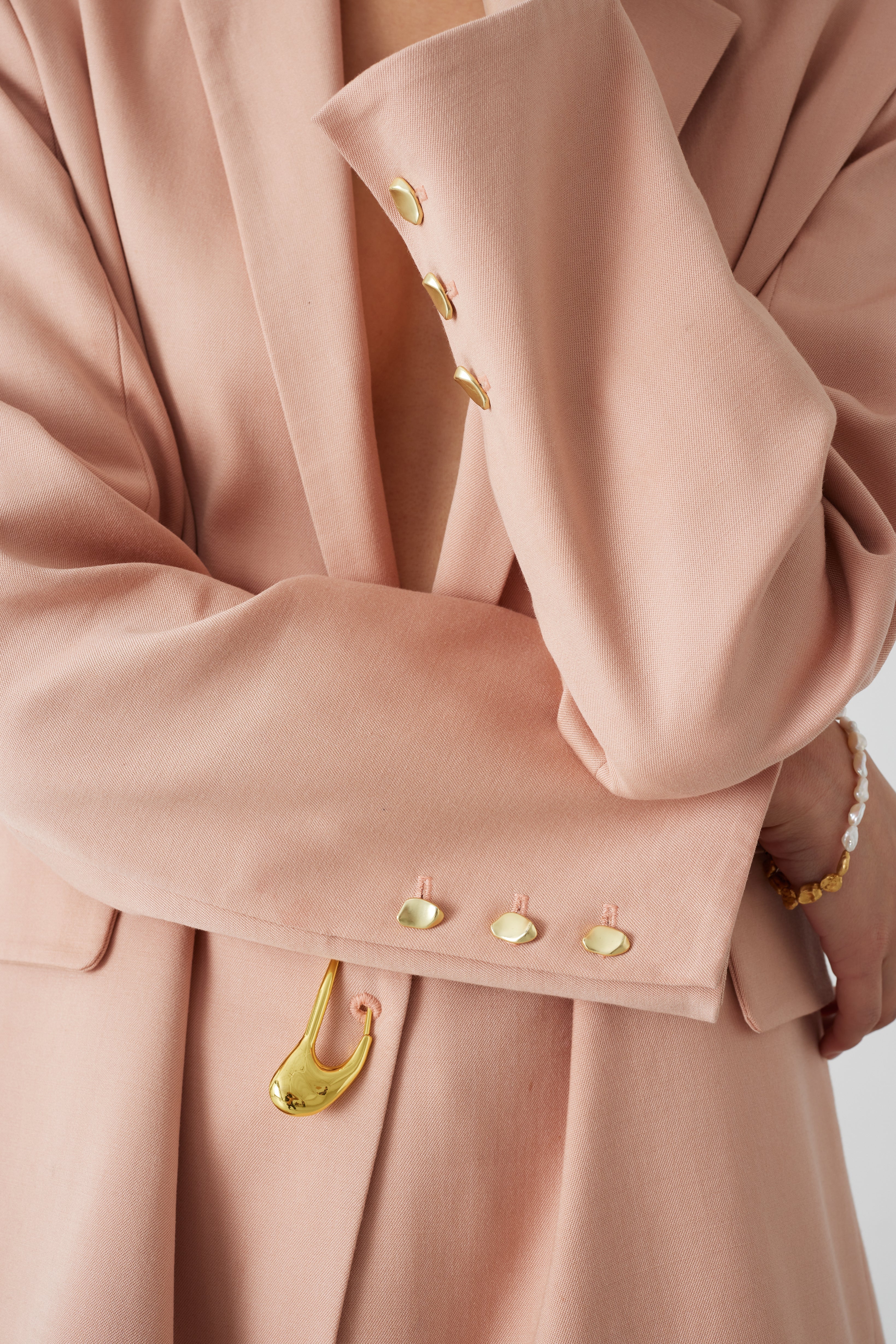 MOTHER OF PEARL RUE PIN JACKET