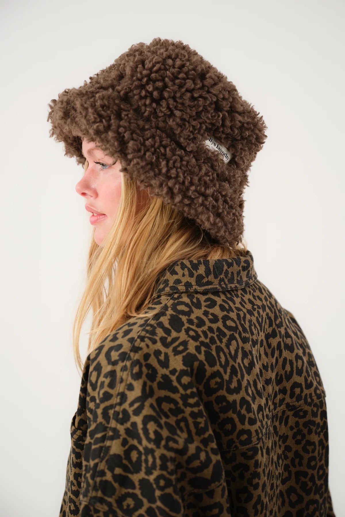 LOLLYS LAUNDRY WILLOW BUCKET HAT – Chattertons